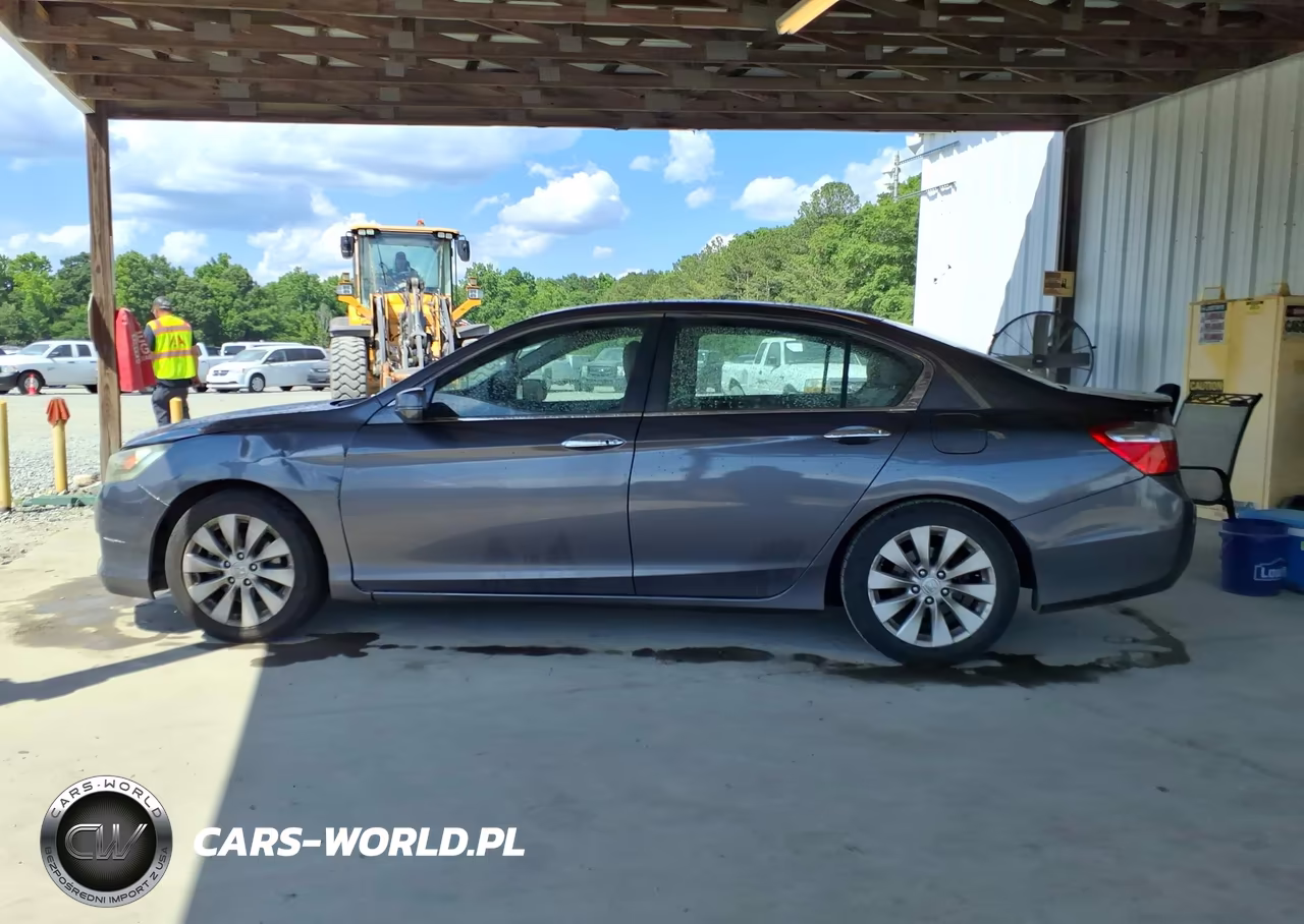 HONDA ACCORD VIN:1HGCR2F73DA231530 - 14
