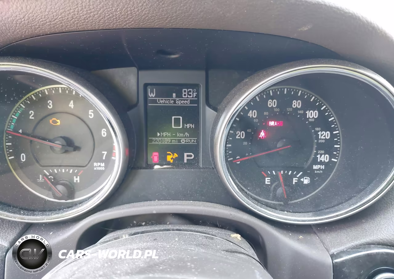 2012 Jeep Grand Cherokee Laredo VIN:1C4RJFAG1CC223959 - 7