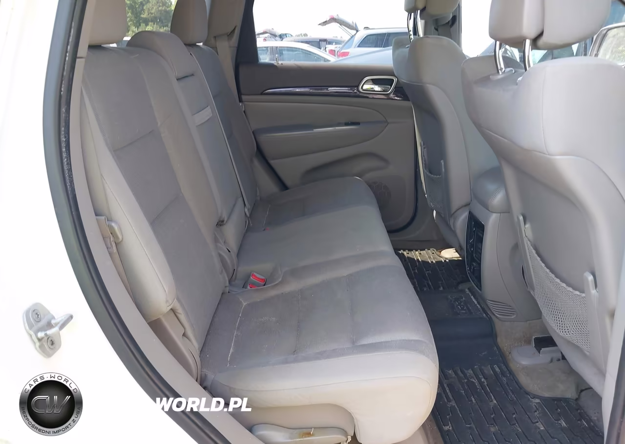 2012 Jeep Grand Cherokee Laredo VIN:1C4RJFAG1CC223959 - 8