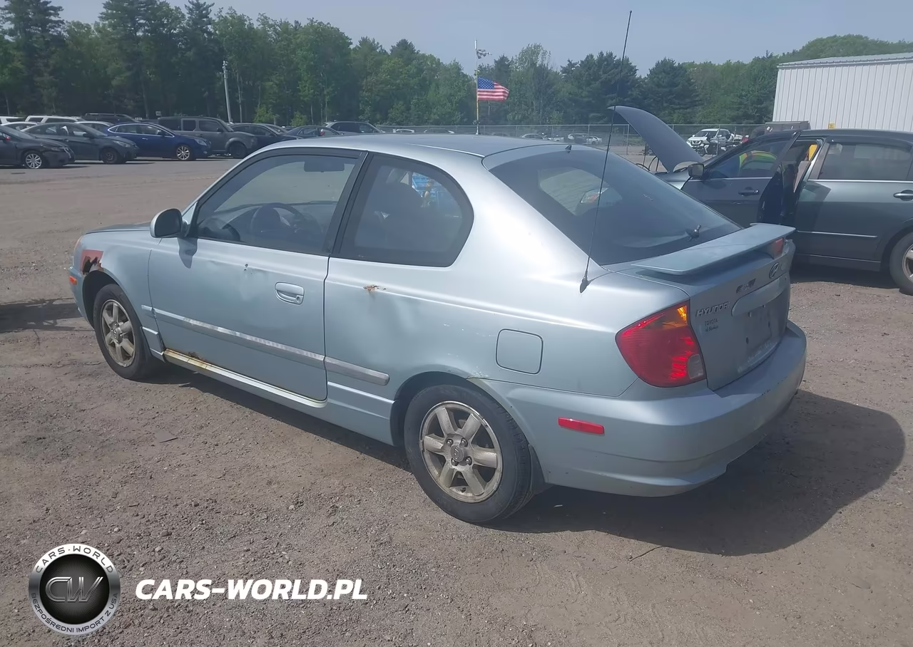 2005 Hyundai Accent Gls-Gt VIN:KMHCG35CX5U339891 - 3