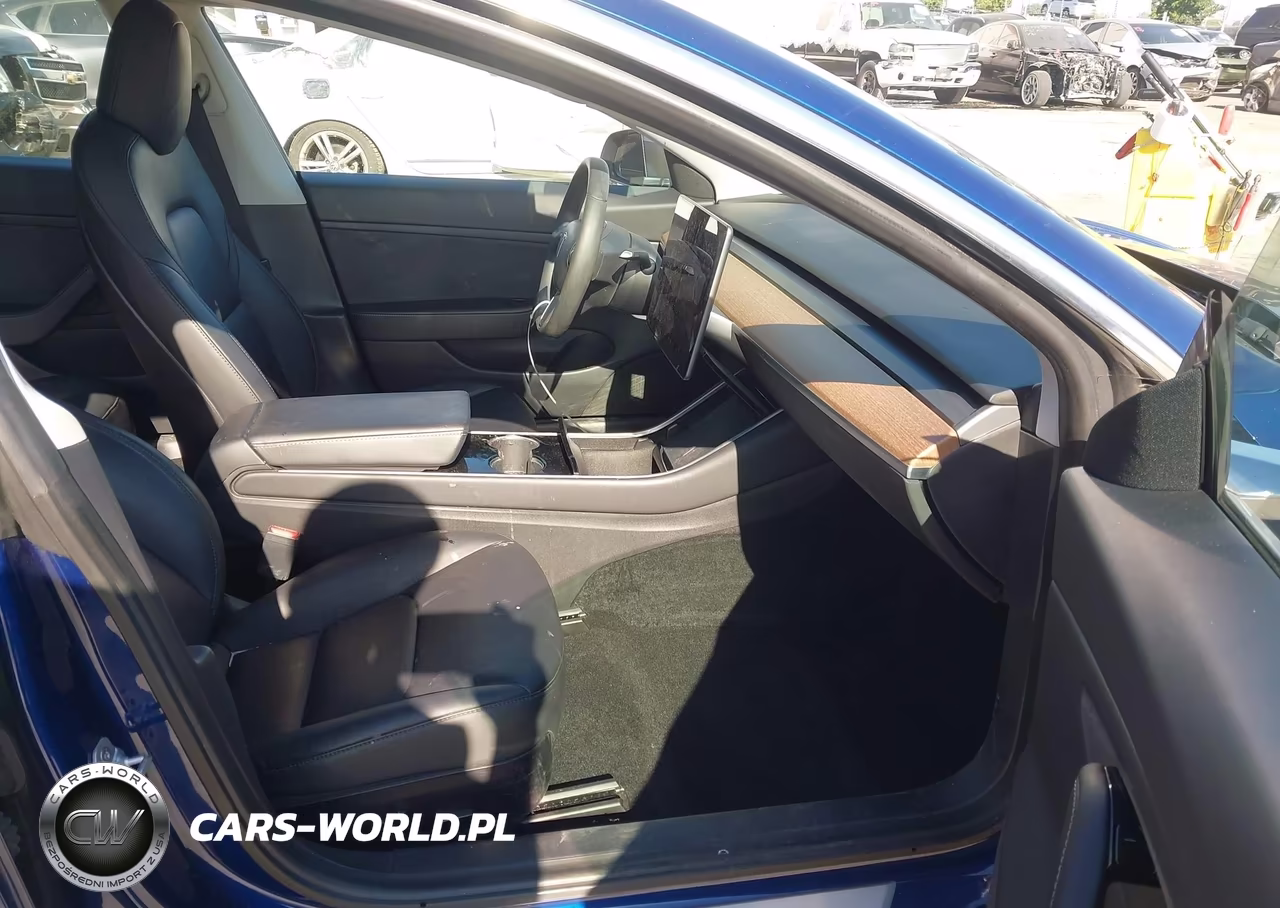 2020 Tesla Model 3 Performance Dual Motor All-Wheel Drive VIN:5YJ3E1EC8LF719395 - 5