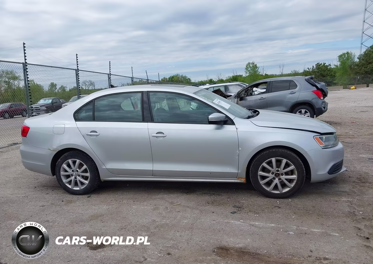 2011 Volkswagen Jetta 2.5L Se VIN:3VWDX7AJXBM303541 - 13