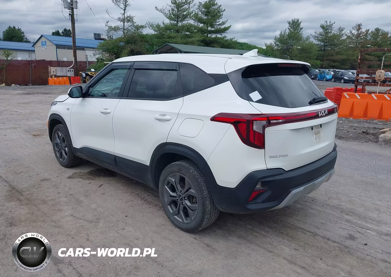 2024 Kia Seltos Lx VIN:KNDEPCAA2R7644761 - 3