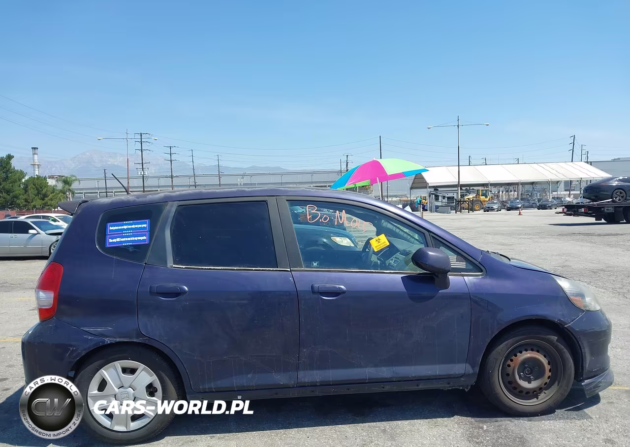 2008 Honda Fit Sport VIN:JHMGD38658S038321 - 14