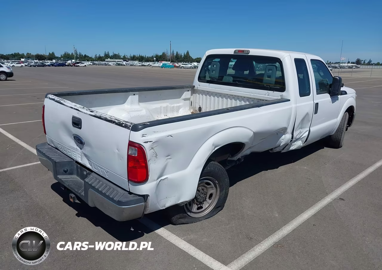 2016 Ford F-250 Xl VIN:1FT7X2A62GED25206 - 4