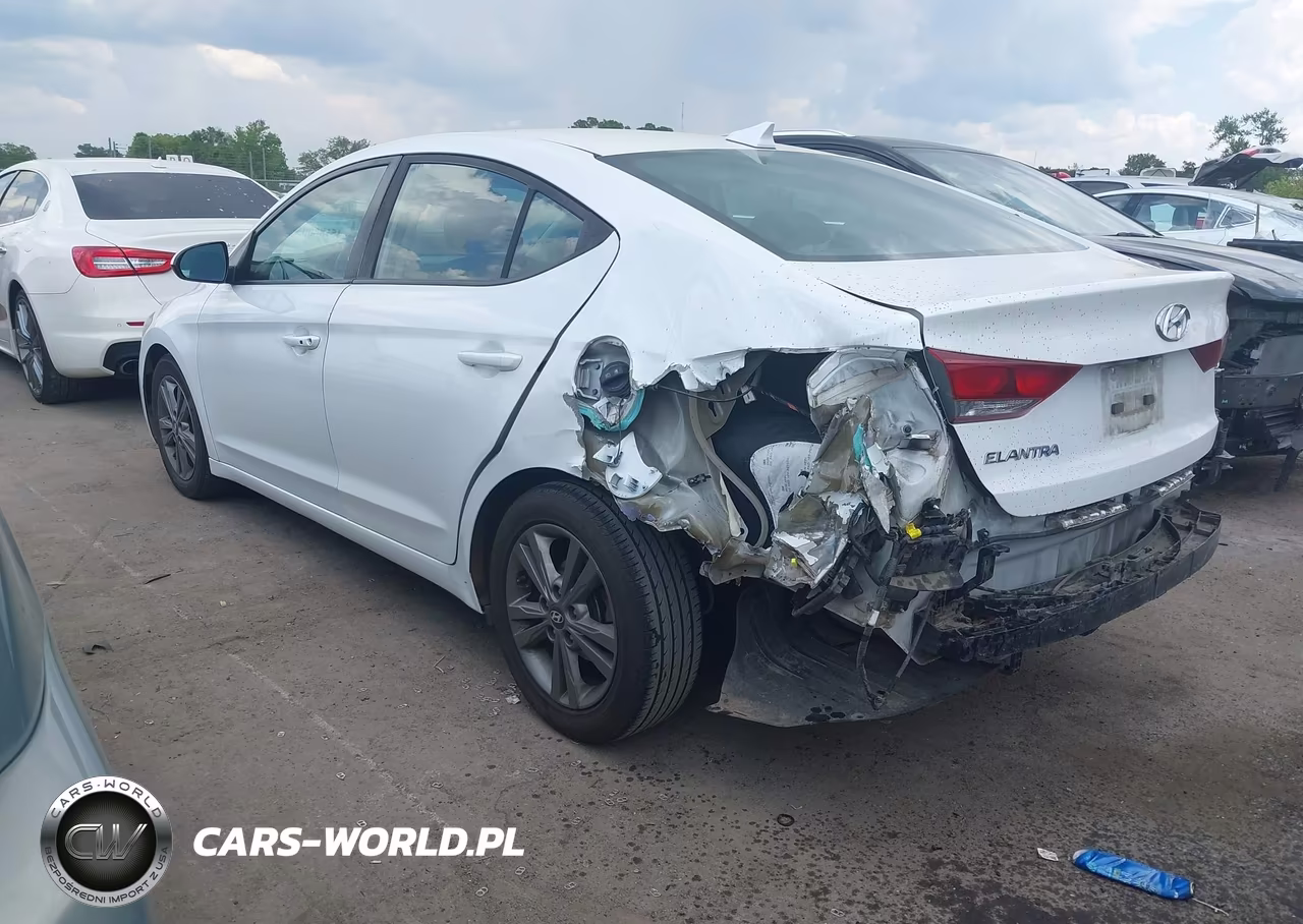 2018 Hyundai Elantra Value Edition VIN:5NPD84LF3JH401483 - 3