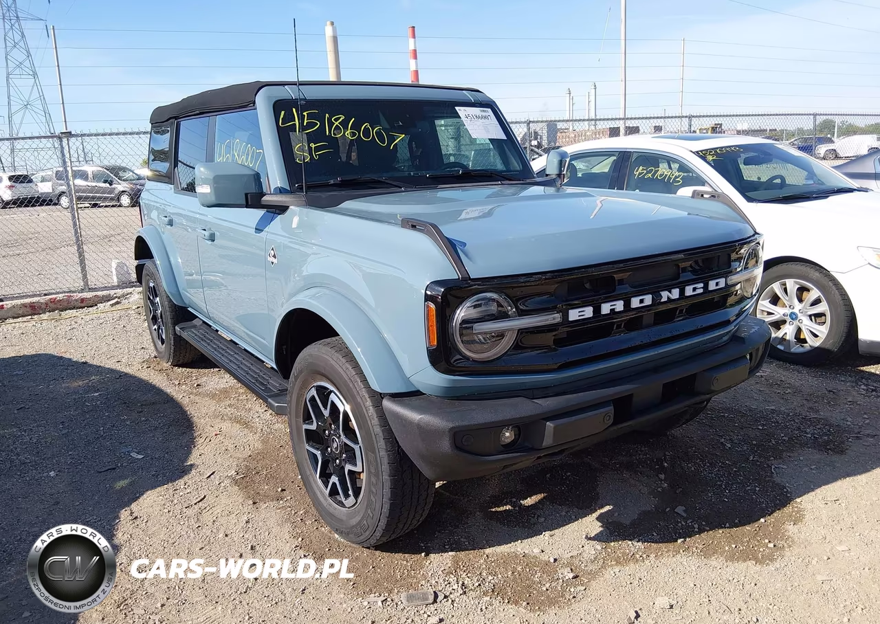 2021 Ford Bronco Outer Banks – zdjęcie 1 z 16