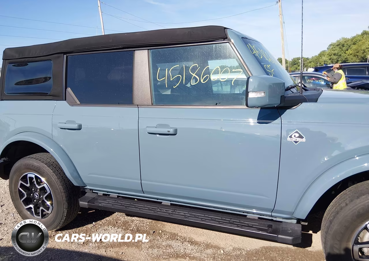 2021 Ford Bronco Outer Banks VIN:1FMDE5BH7MLA91979 - 13