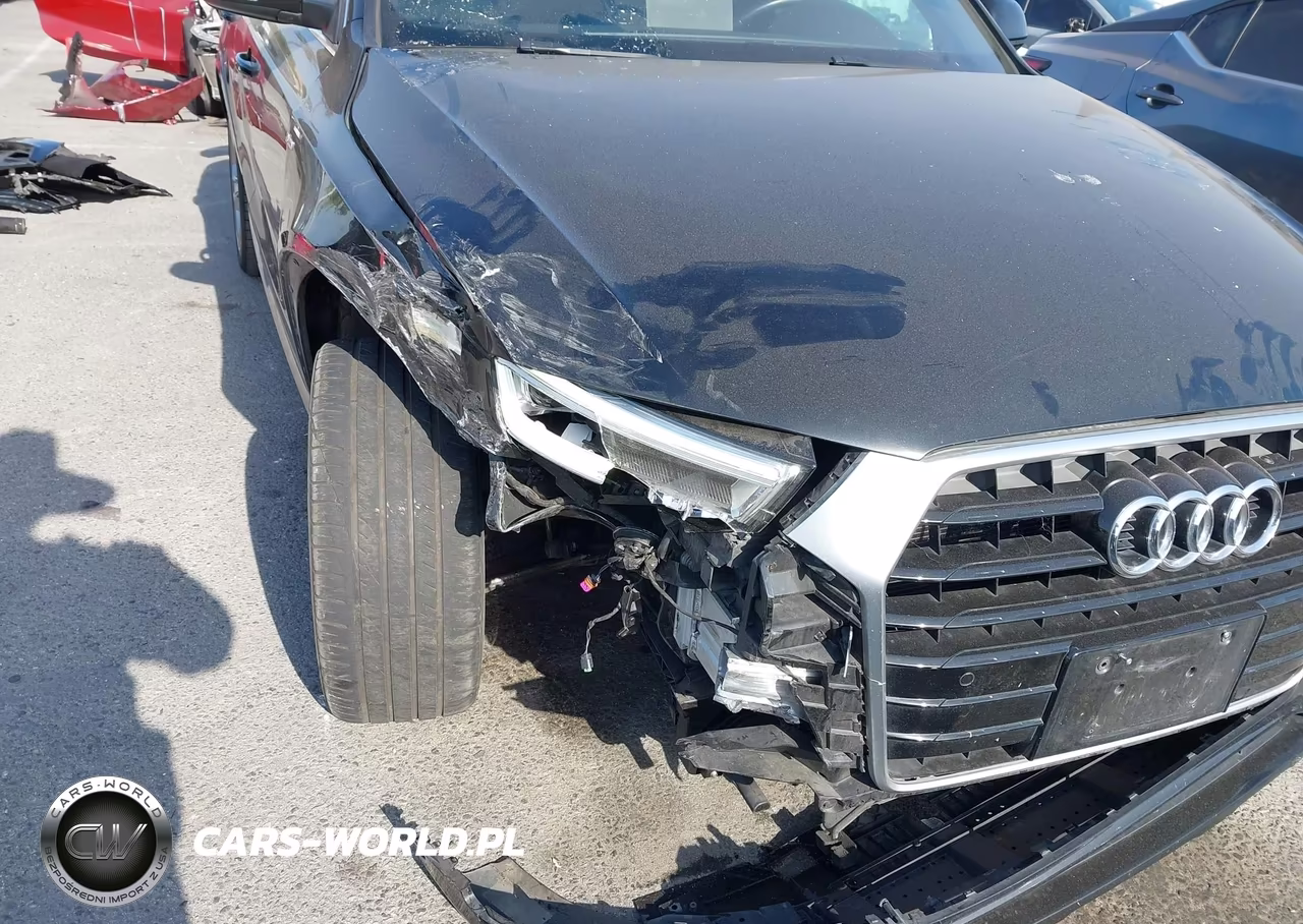 2018 Audi Q3 2.0T Premium-2.0T Sport Premium VIN:WA1HCCFS3JR004264 - 6