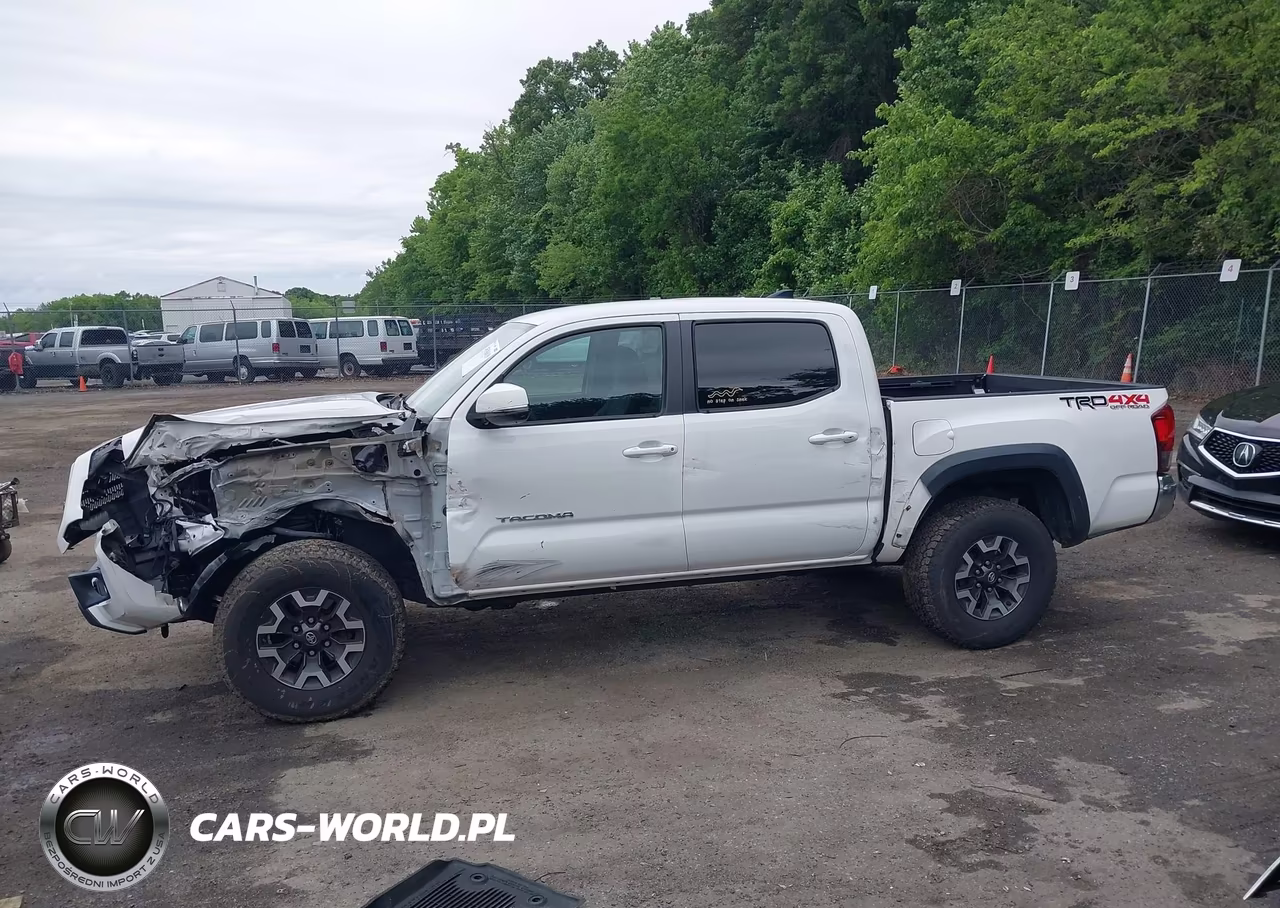 2017 Toyota Tacoma Trd Off Road VIN:3TMCZ5AN9HM048700 - 15