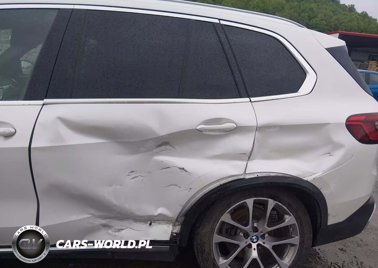 2020 BMW X5 xDrive40I VIN:5UXCR6C09L9B45699 - 6