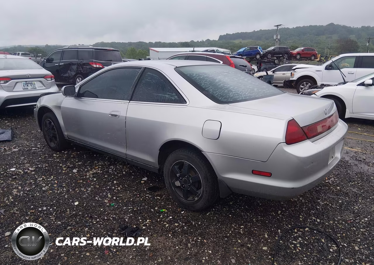 2000 Honda Accord 2.3 Lx VIN:1HGCG3148YA008818 - 3