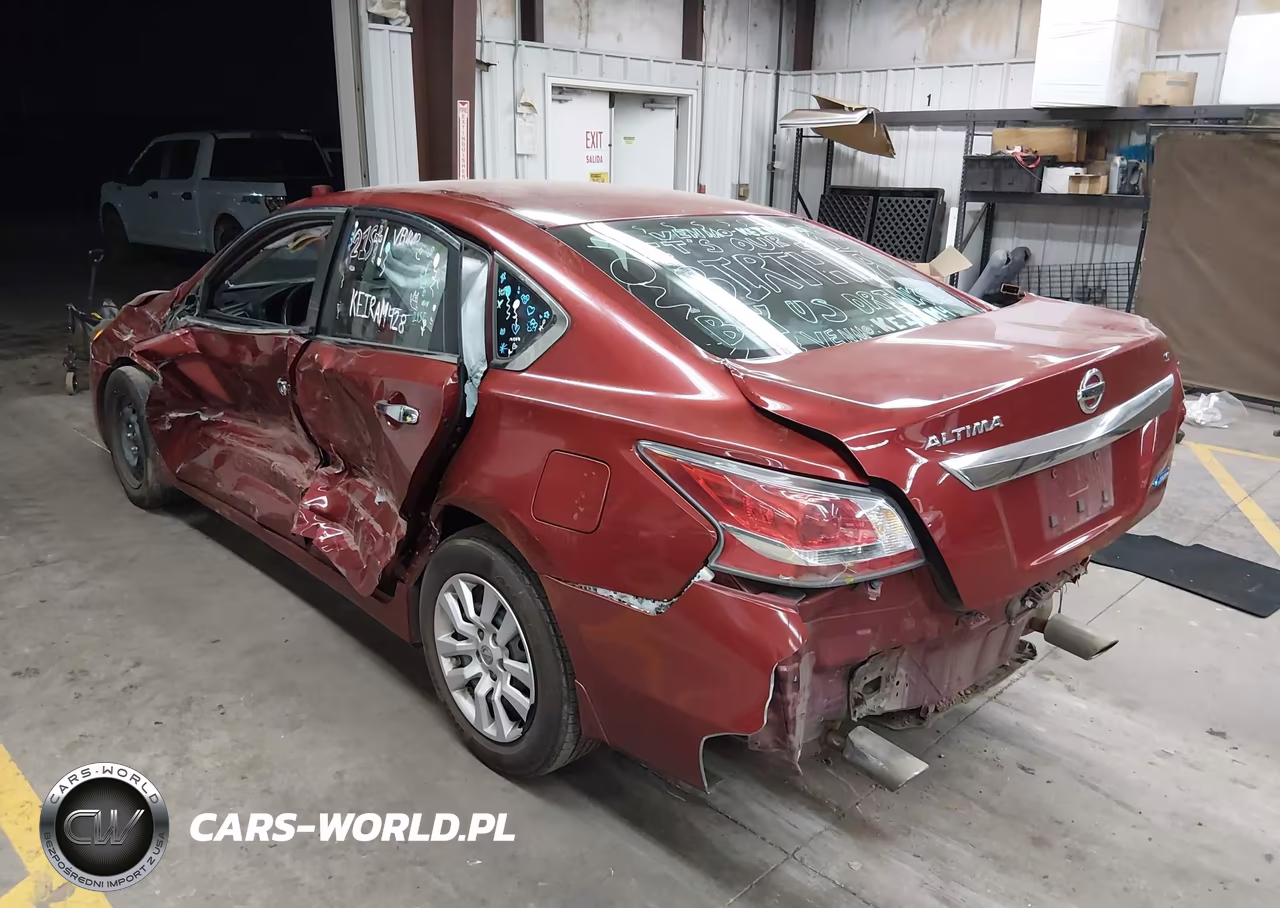 2014 Nissan Altima 2.5 S VIN:1N4AL3APXEC120702 - 3