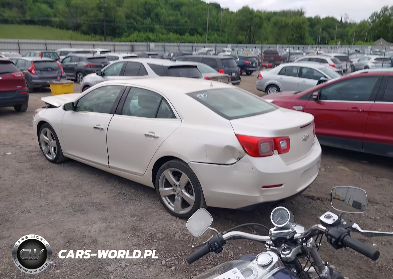 2013 Chevrolet Malibu 2Lz VIN:1G11J5SX9DF268341 - 3