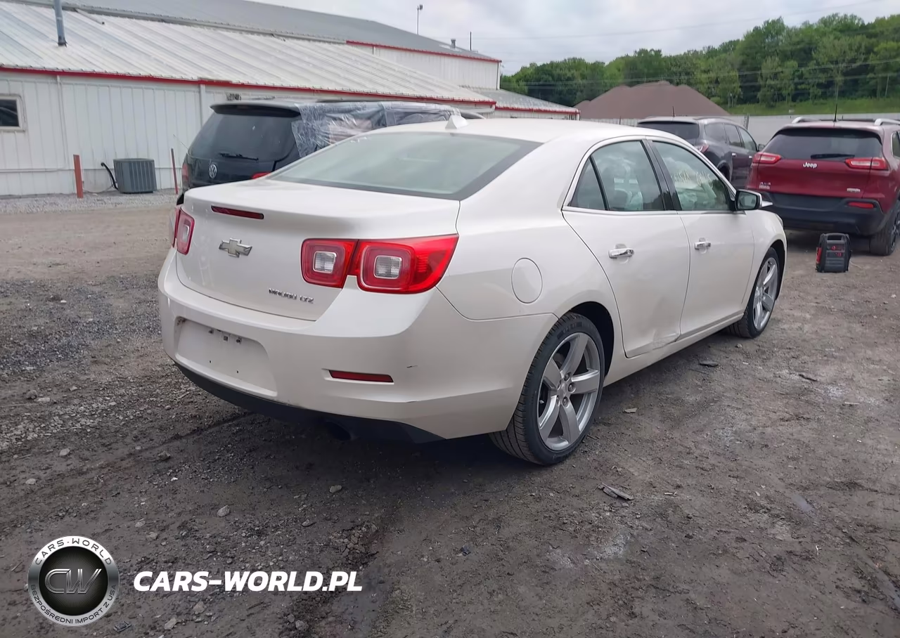 2013 Chevrolet Malibu 2Lz VIN:1G11J5SX9DF268341 - 4