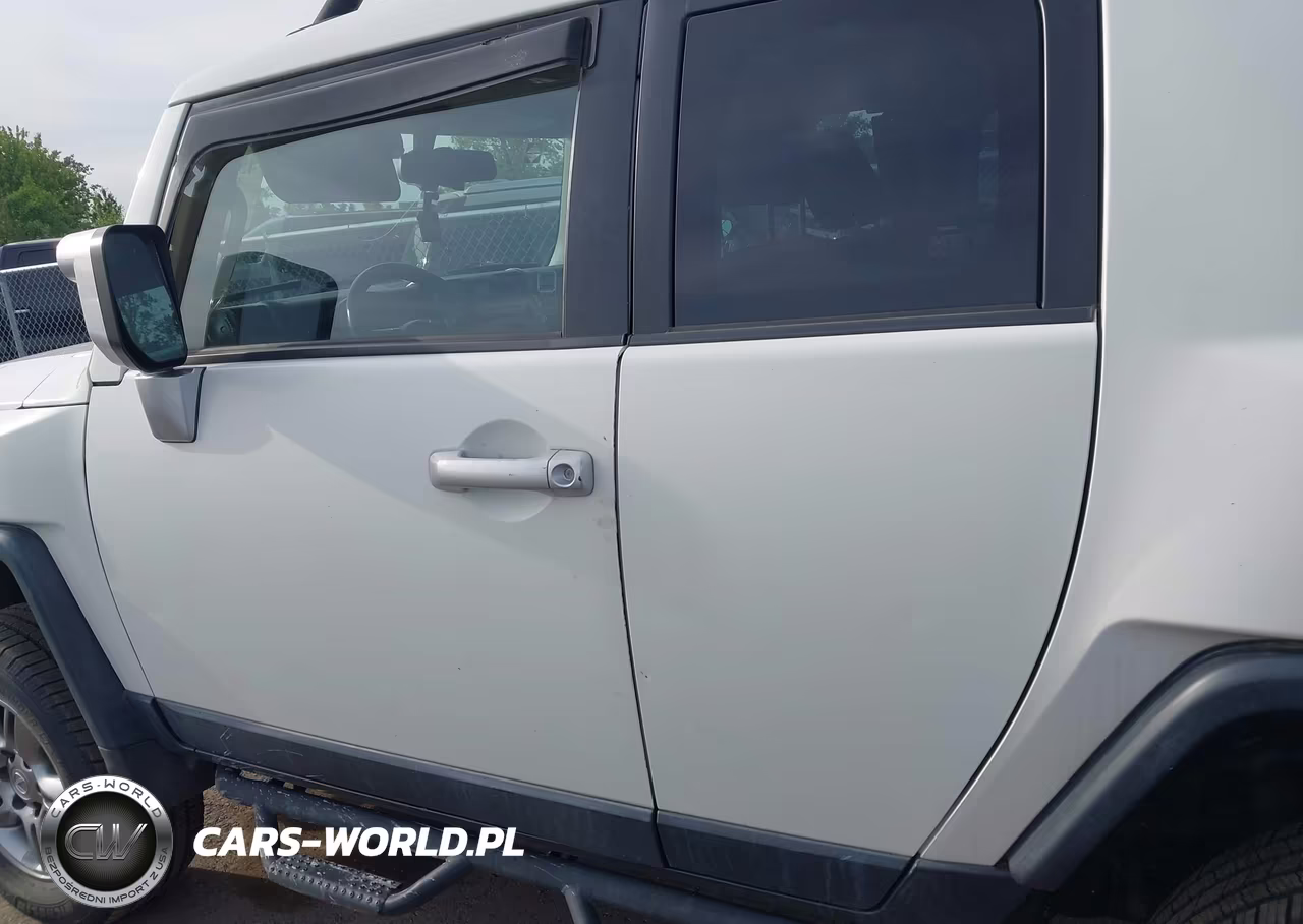 2011 Toyota Fj Cruiser VIN:JTEBU4BF9BK100882 - 14