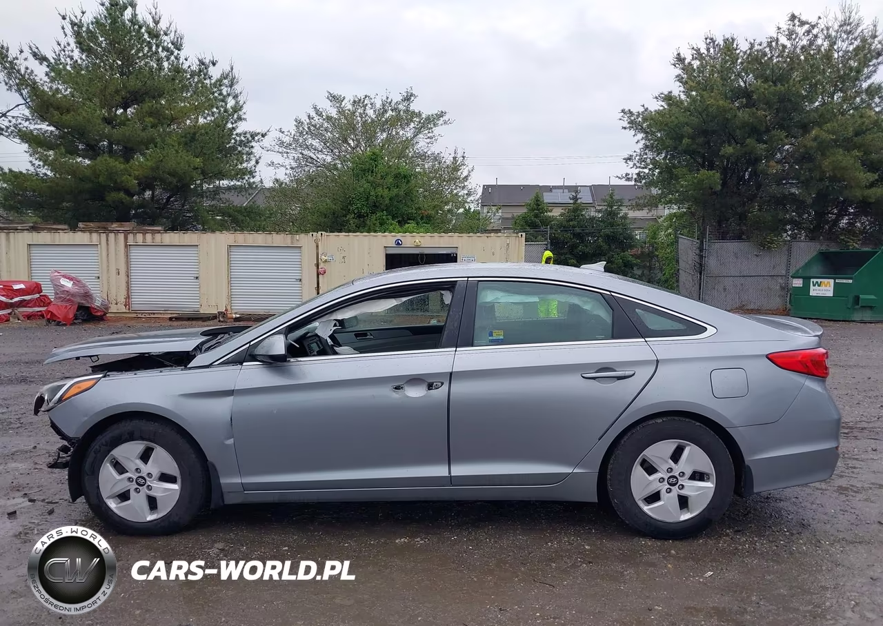 2015 Hyundai Sonata Se VIN:5NPE24AF2FH232234 - 15