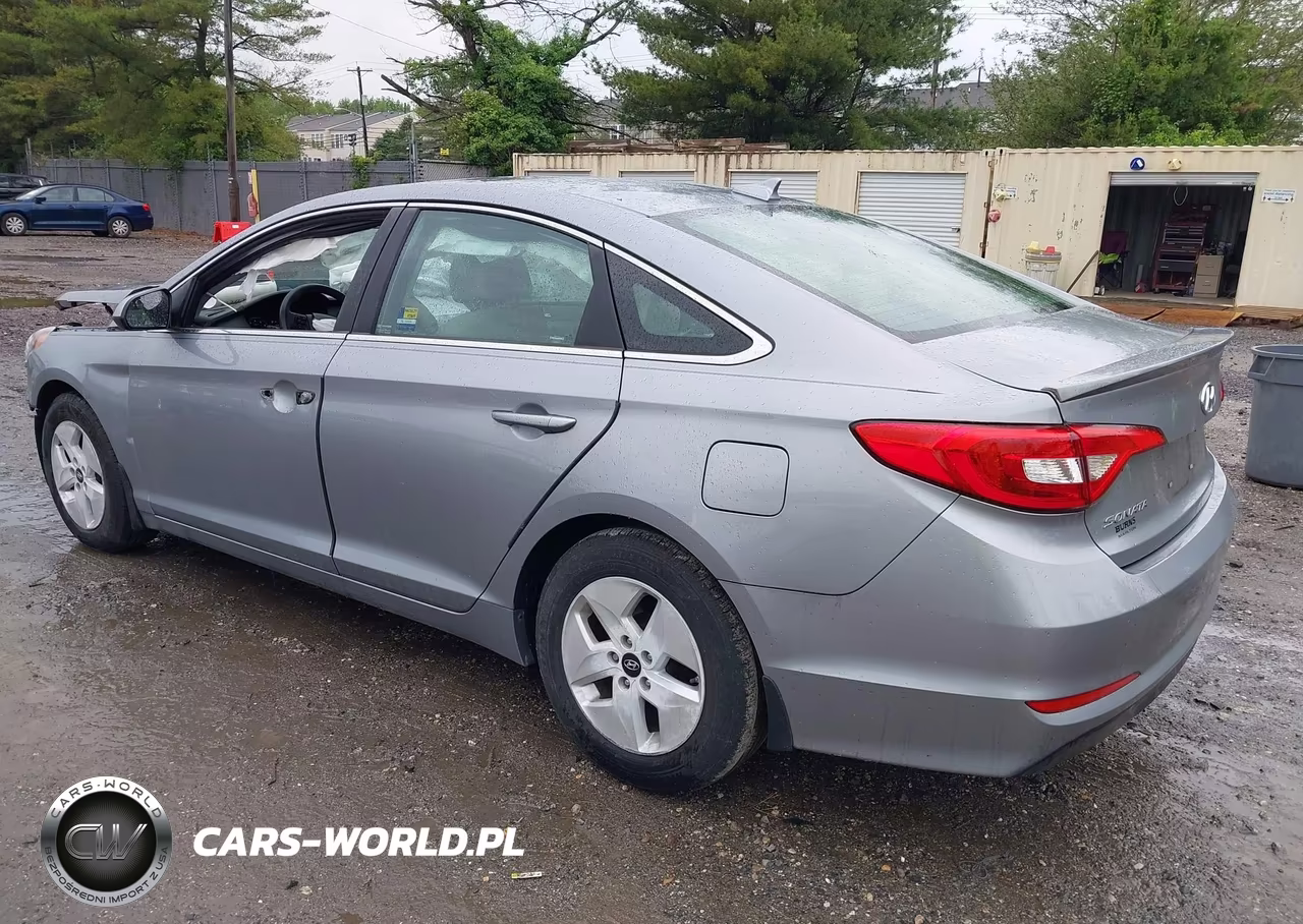 2015 Hyundai Sonata Se VIN:5NPE24AF2FH232234 - 3