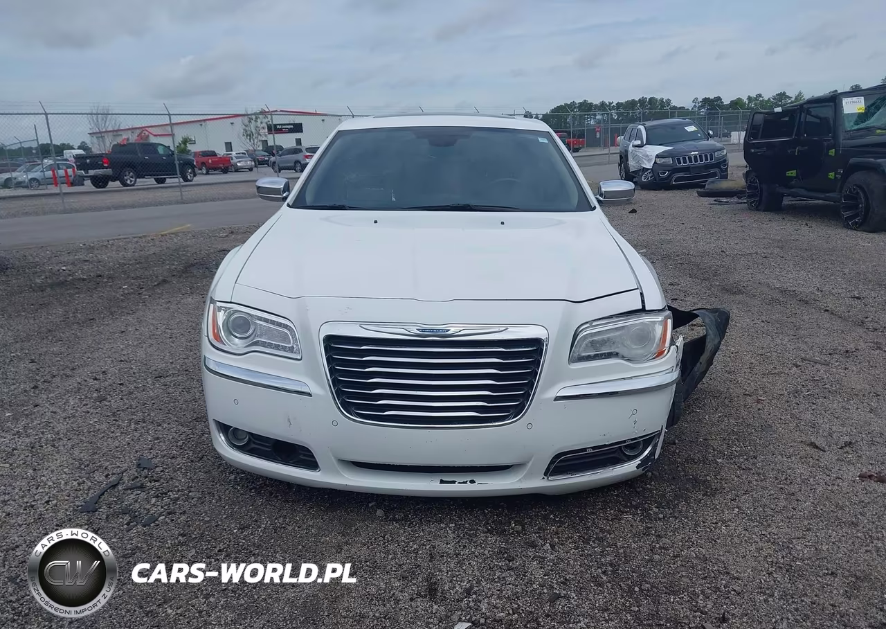 2012 Chrysler 300 Limited VIN:2C3CCACGXCH188551 - 13