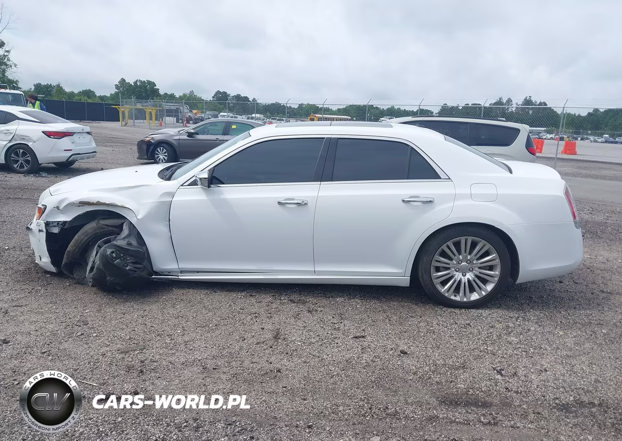 2012 Chrysler 300 Limited VIN:2C3CCACGXCH188551 - 15
