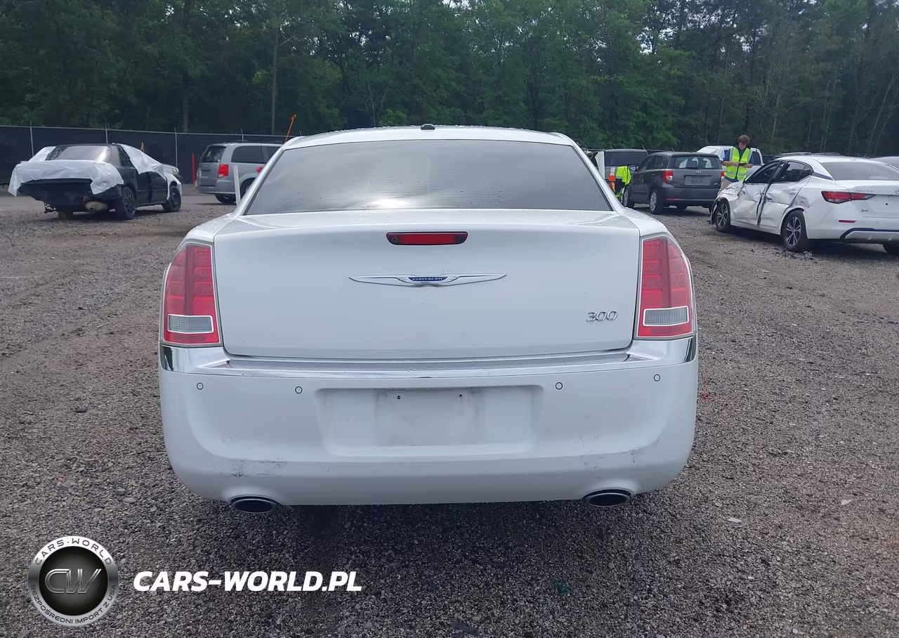 2012 Chrysler 300 Limited VIN:2C3CCACGXCH188551 - 17