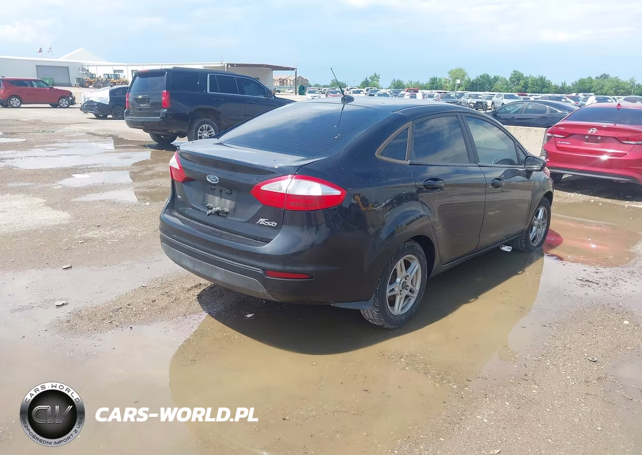 2017 Ford Fiesta Se VIN:3FADP4BJ0HM153163 - 4
