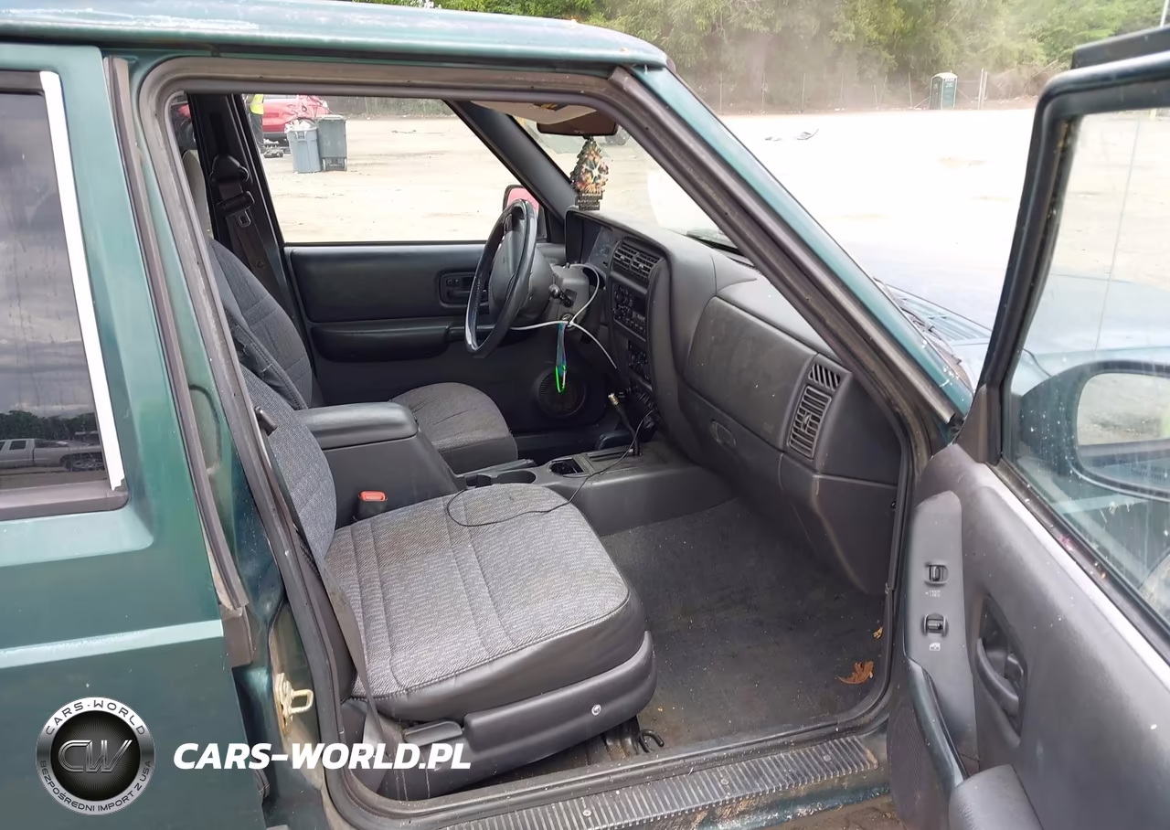 1999 Jeep Cherokee Classic-Sport VIN:1J4FF68S3XL605280 - 5