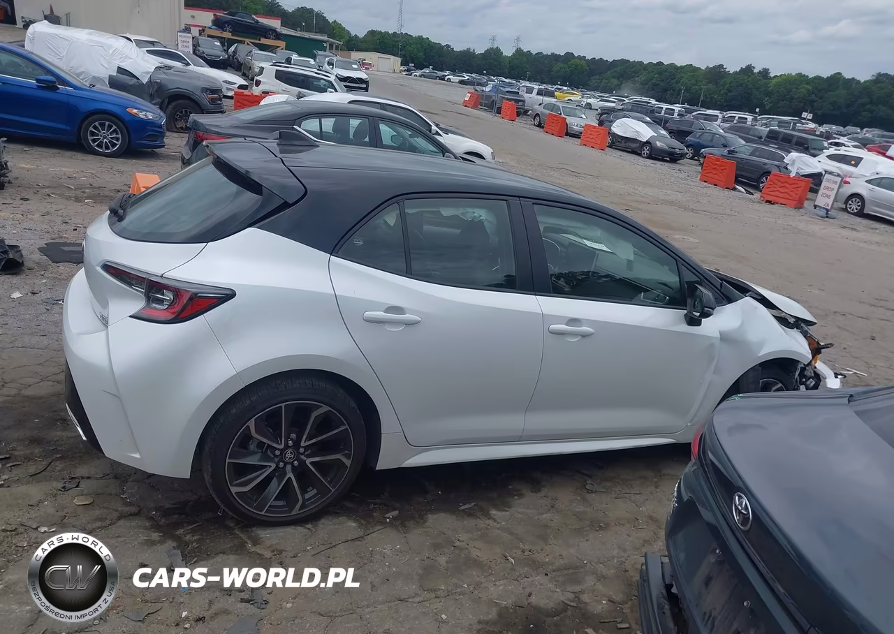 2021 Toyota Corolla Xse VIN:JTNC4MBE2M3111599 - 12