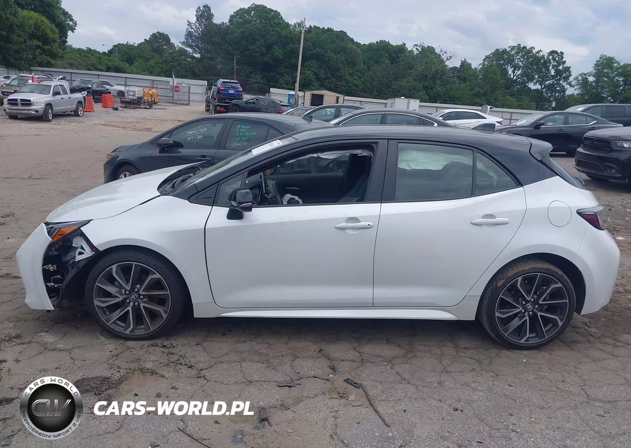 2021 Toyota Corolla Xse VIN:JTNC4MBE2M3111599 - 13