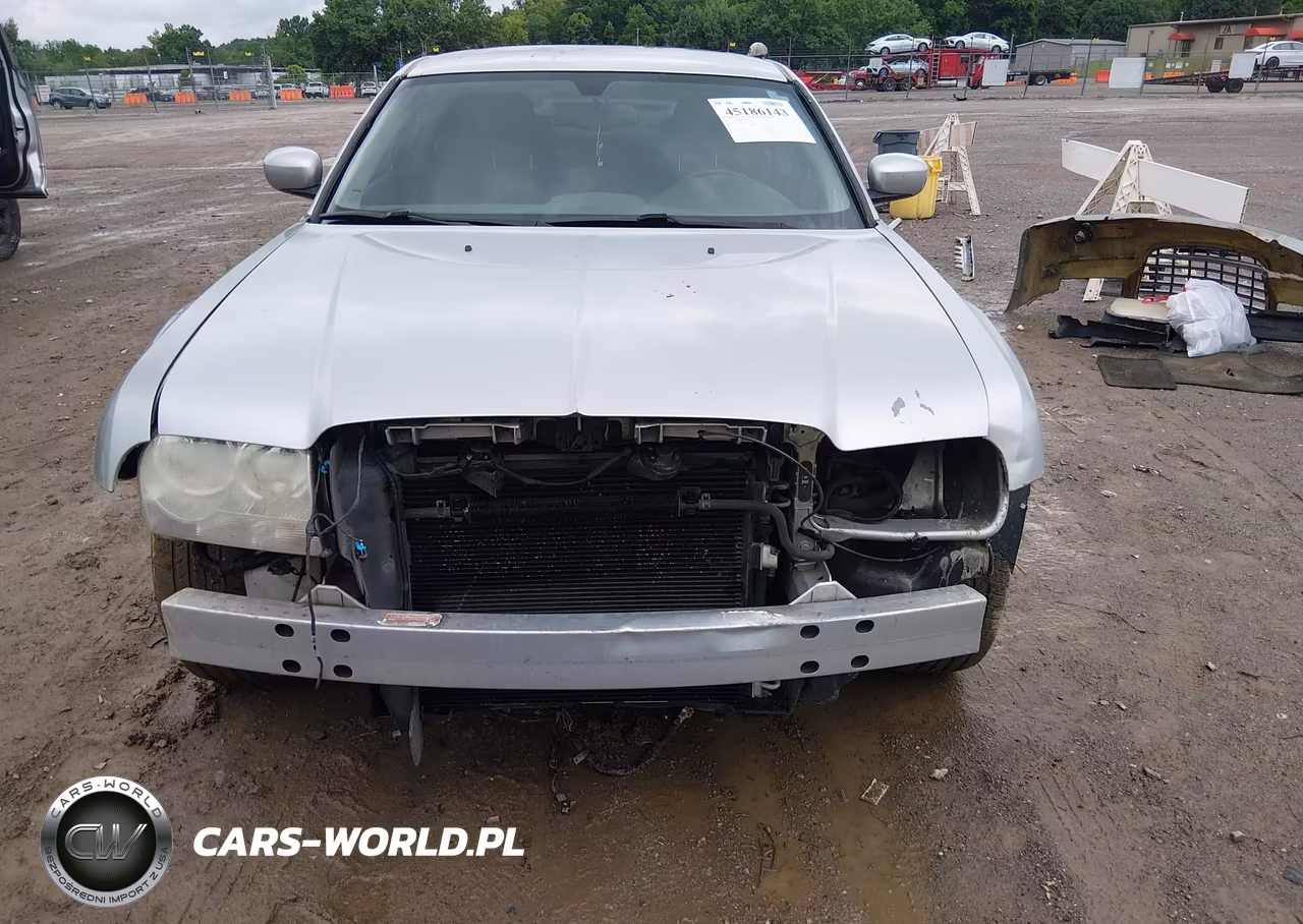 2005 Chrysler 300 Touring VIN:2C3JA53G65H180258 - 13