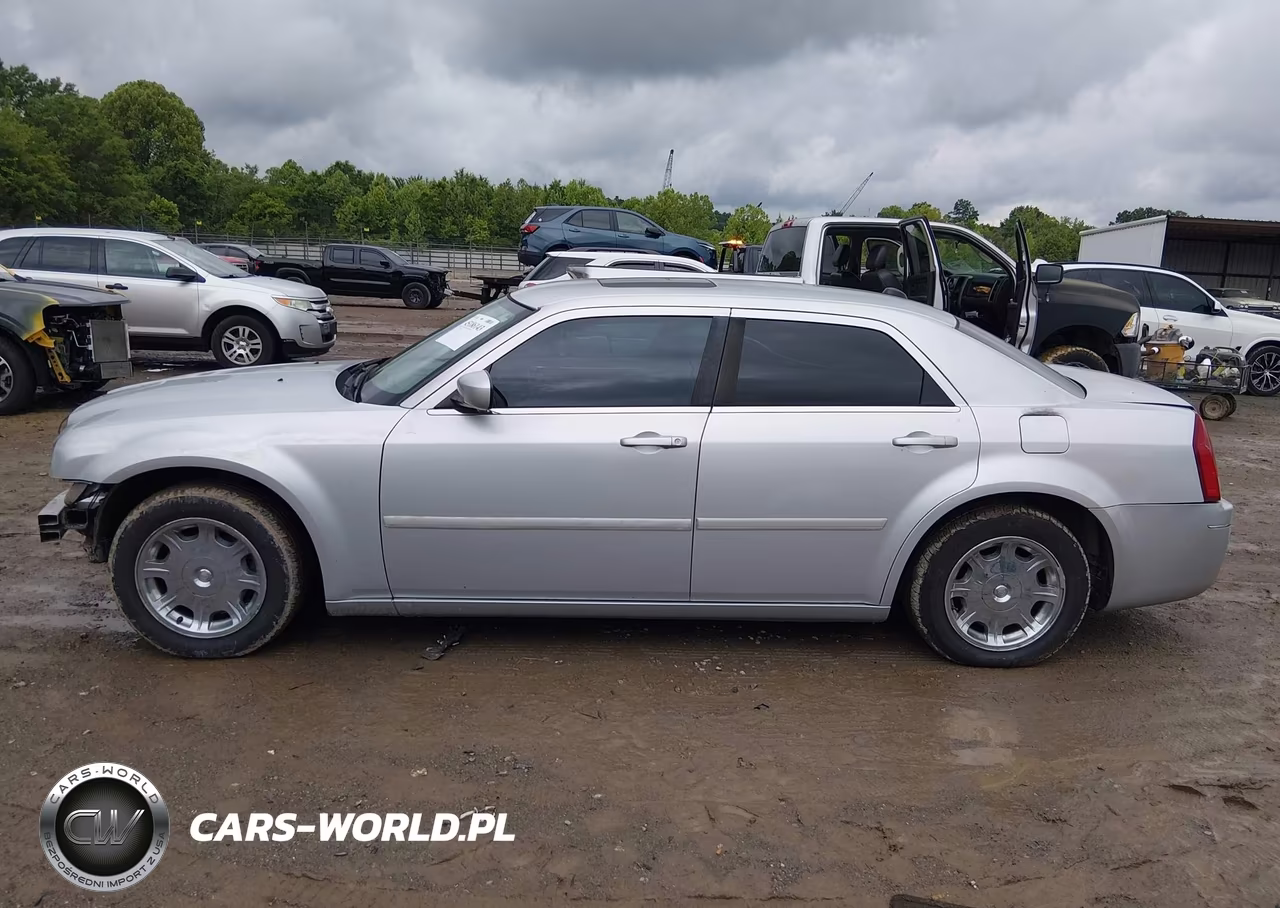 2005 Chrysler 300 Touring VIN:2C3JA53G65H180258 - 15