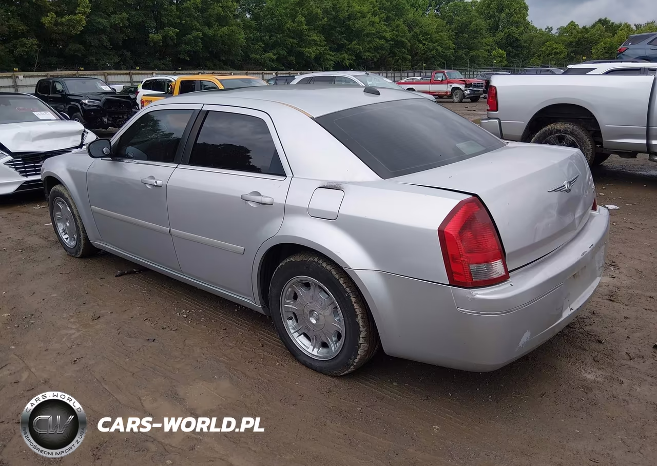 2005 Chrysler 300 Touring VIN:2C3JA53G65H180258 - 3