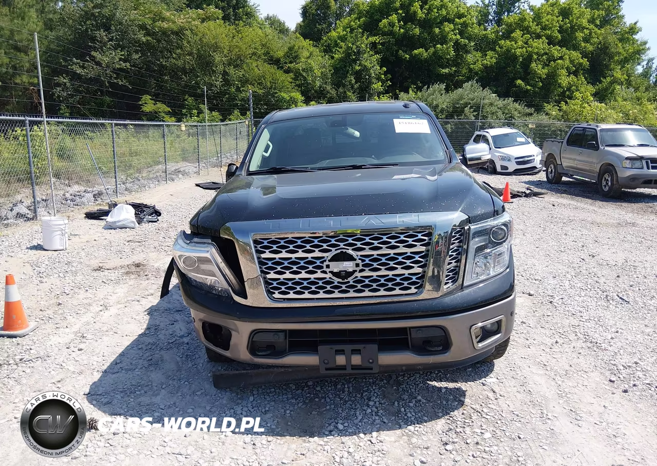 2018 Nissan Titan Platinum Reserve VIN:1N6AA1E51JN510080 - 12
