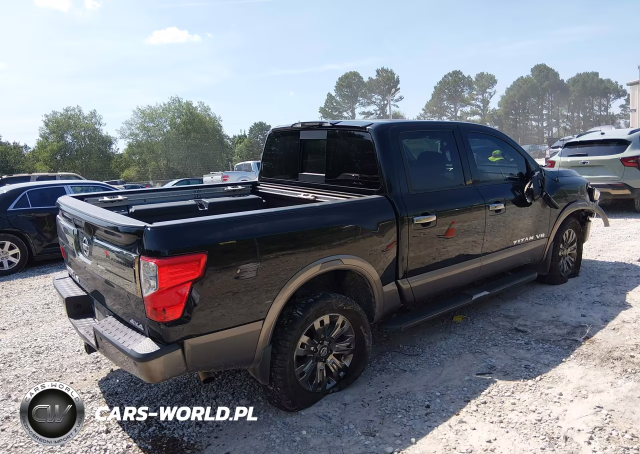 2018 Nissan Titan Platinum Reserve VIN:1N6AA1E51JN510080 - 4