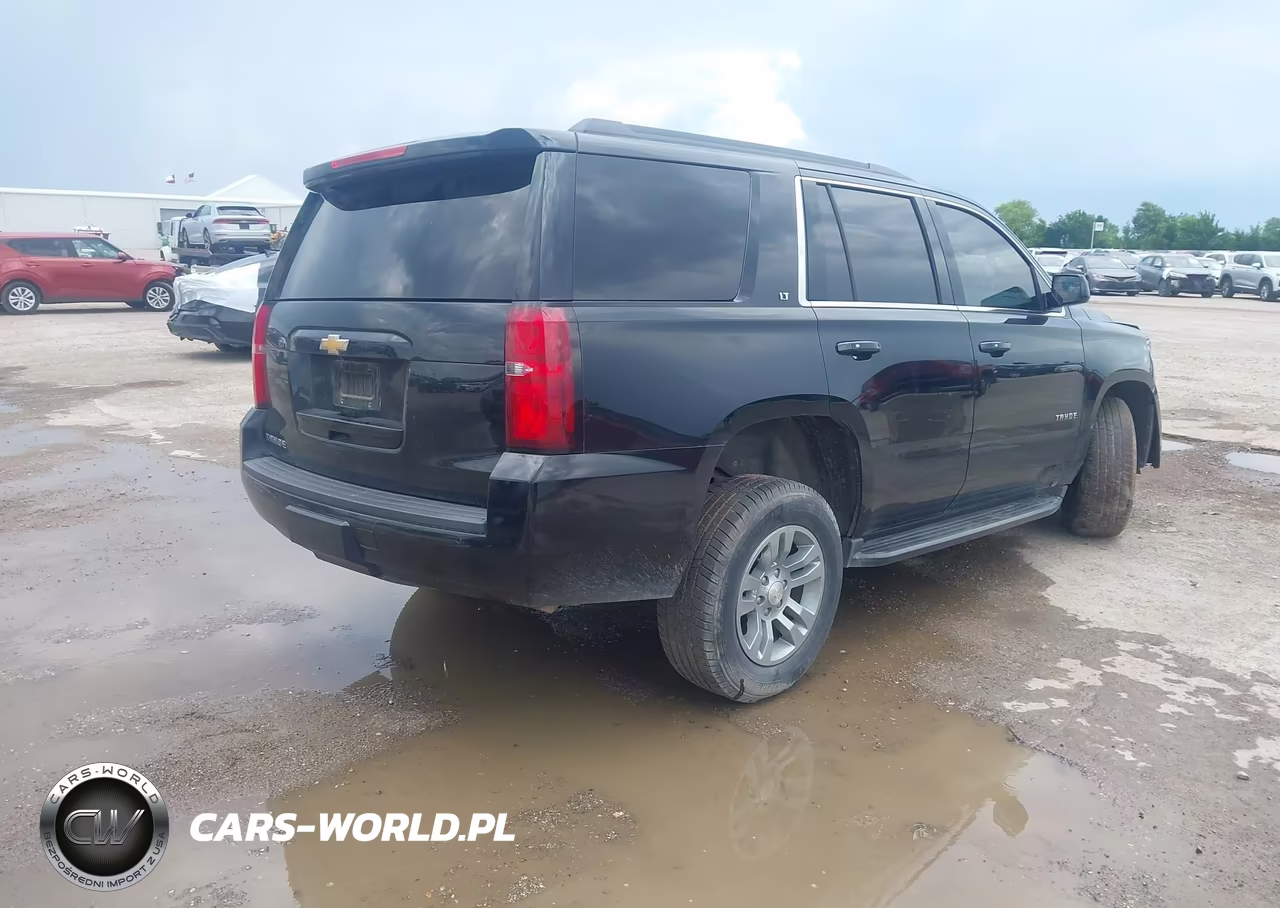 2018 Chevrolet Tahoe Lt VIN:1GNSKBKC0JR338721 - 4