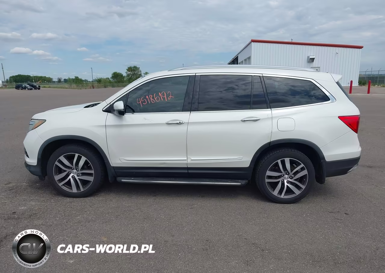 2016 Honda Pilot Touring VIN:5FNYF6H99GB042573 - 14
