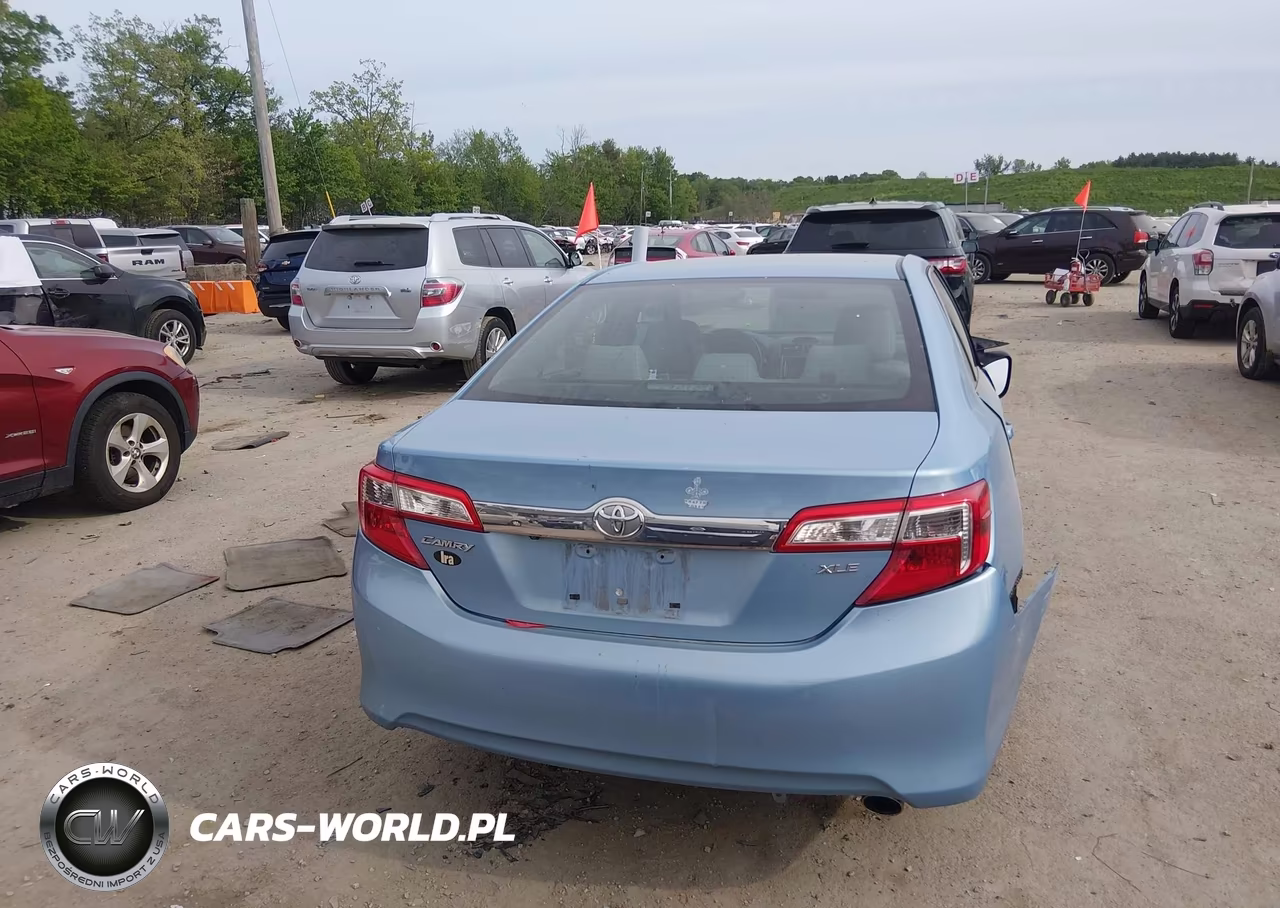 2012 Toyota Camry Xle VIN:4T4BF1FK2CR235990 - 16