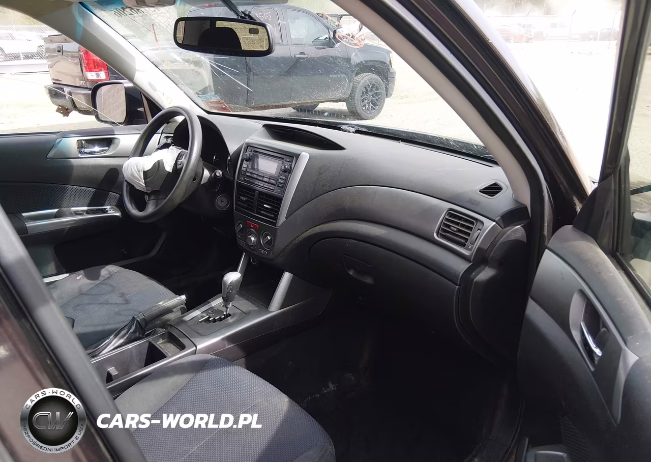 2013 Subaru Forester 2.5X Premium VIN:JF2SHADC2DH421299 - 5