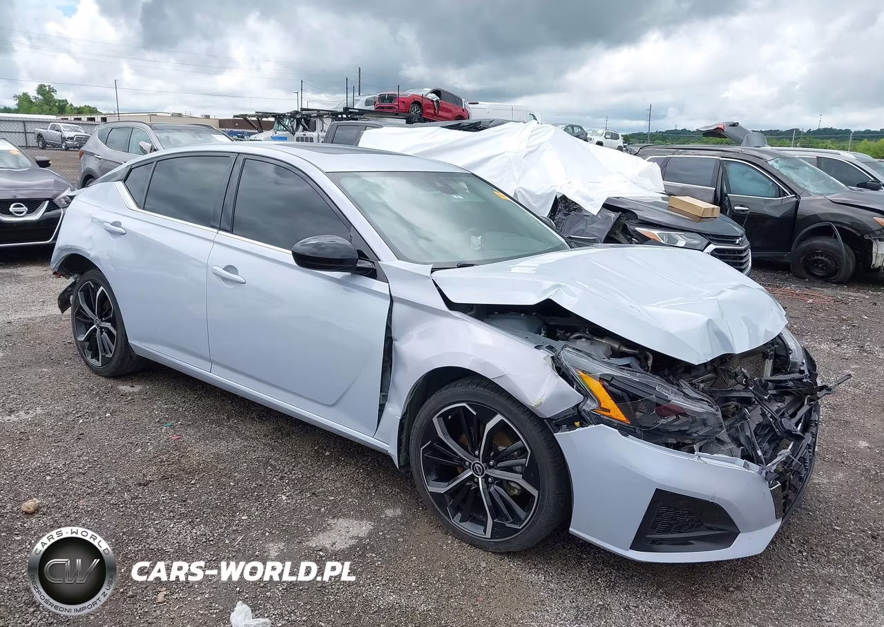 2024 Nissan Altima Sr Fwd