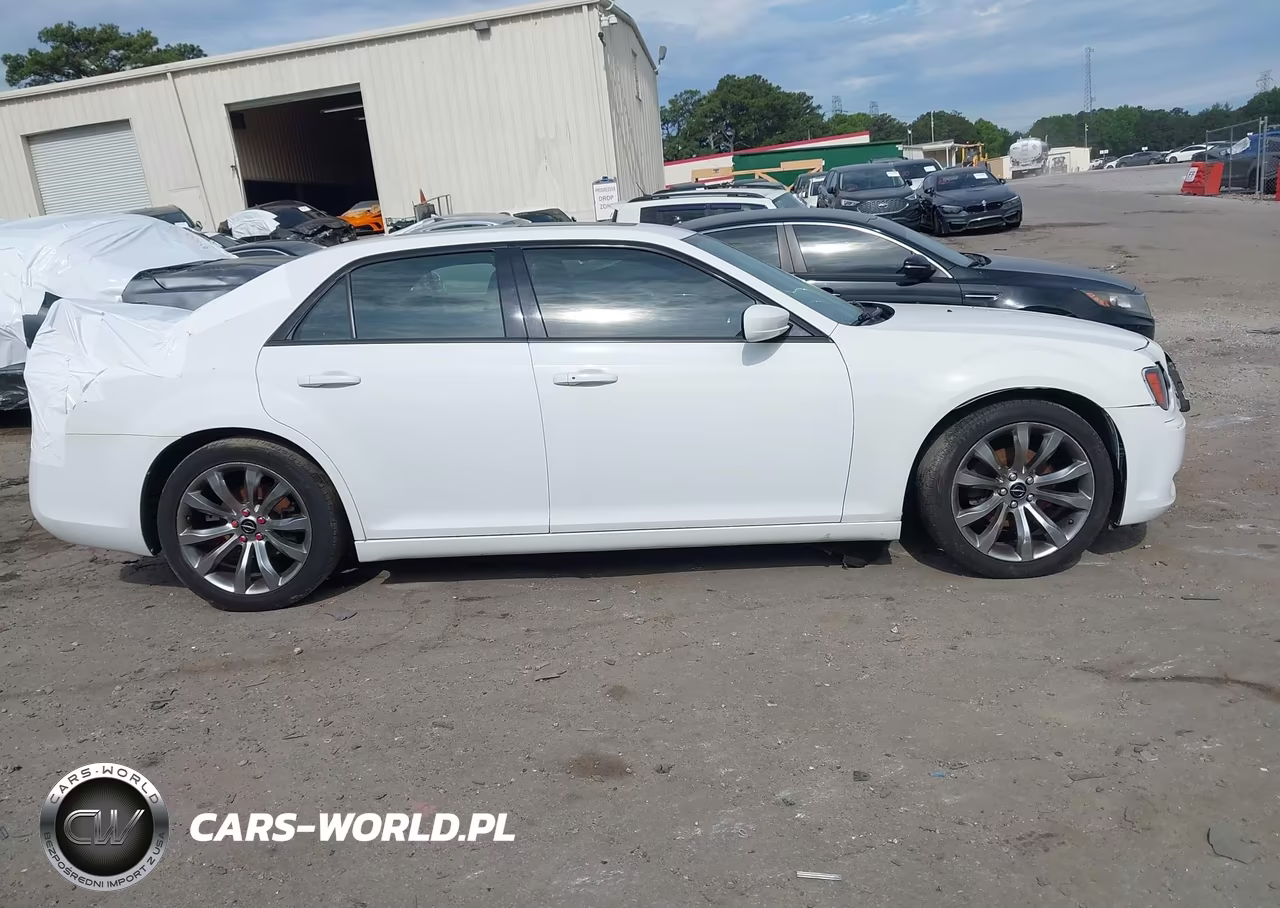 2014 Chrysler 300 300S VIN:2C3CCABG3EH361265 - 12