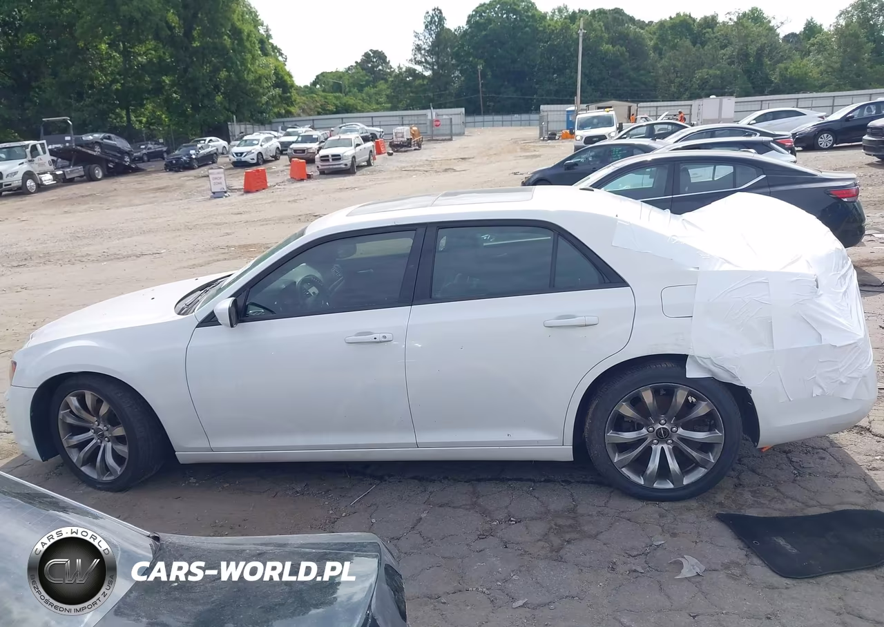 2014 Chrysler 300 300S VIN:2C3CCABG3EH361265 - 13
