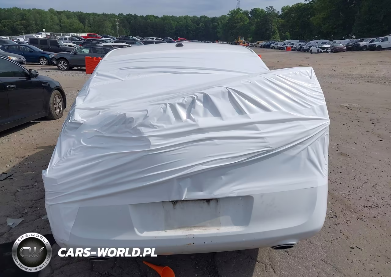 2014 Chrysler 300 300S VIN:2C3CCABG3EH361265 - 15