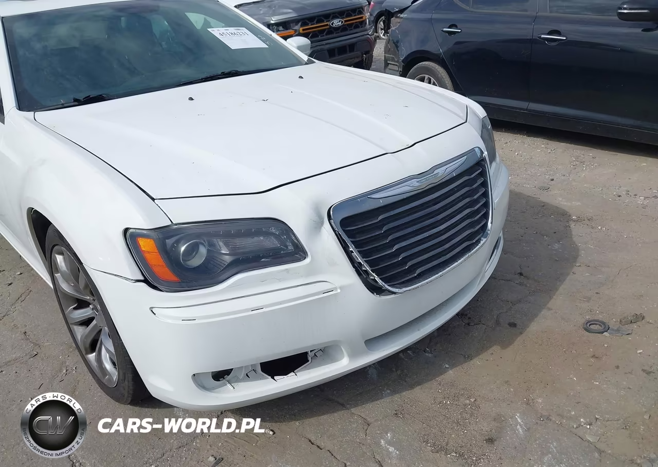 2014 Chrysler 300 300S VIN:2C3CCABG3EH361265 - 6