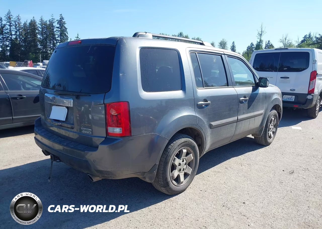 2010 Honda Pilot Touring VIN:5FNYF4H98AB019989 - 4