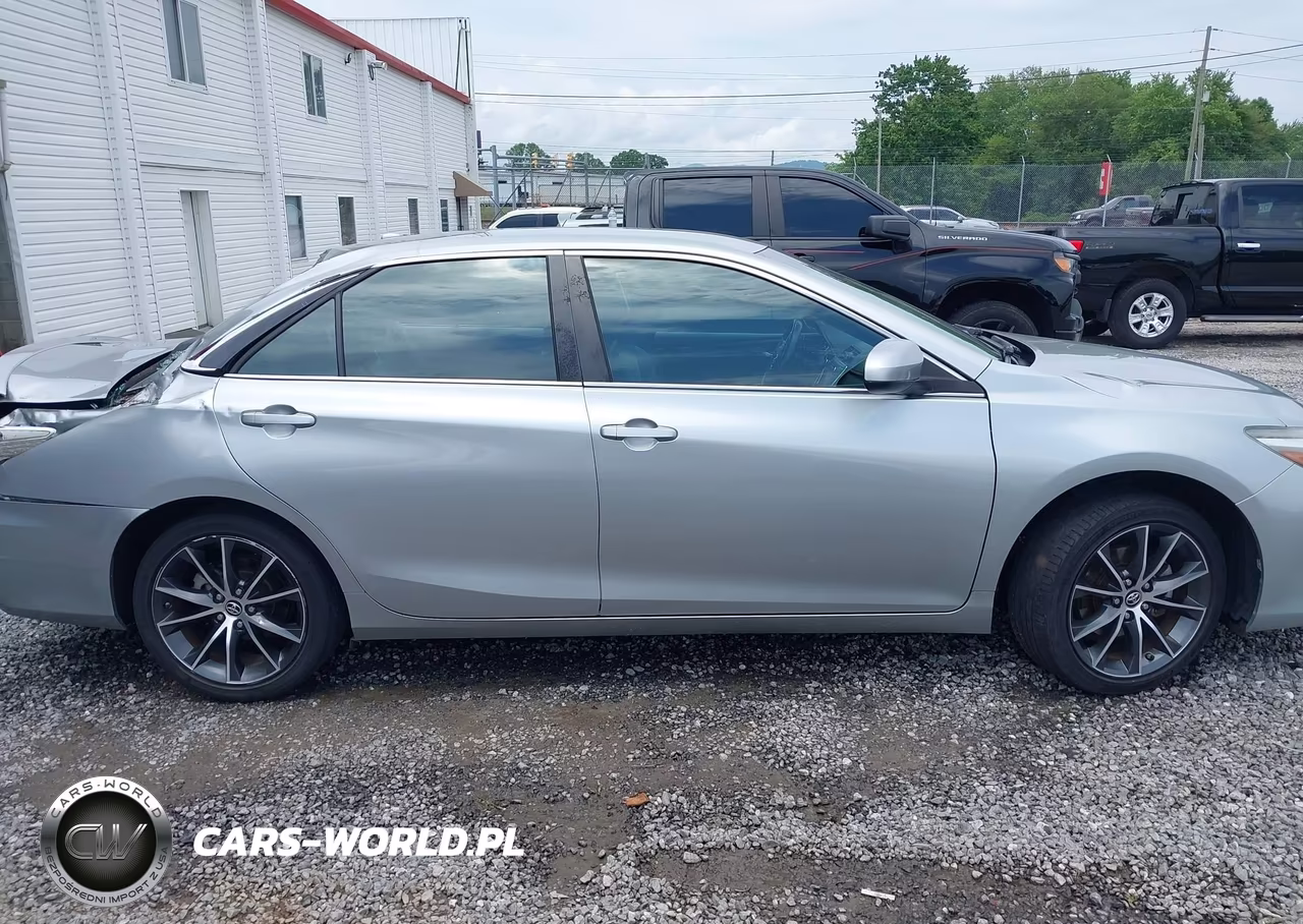 2016 Toyota Camry Xse VIN:4T1BF1FK0GU234675 - 13