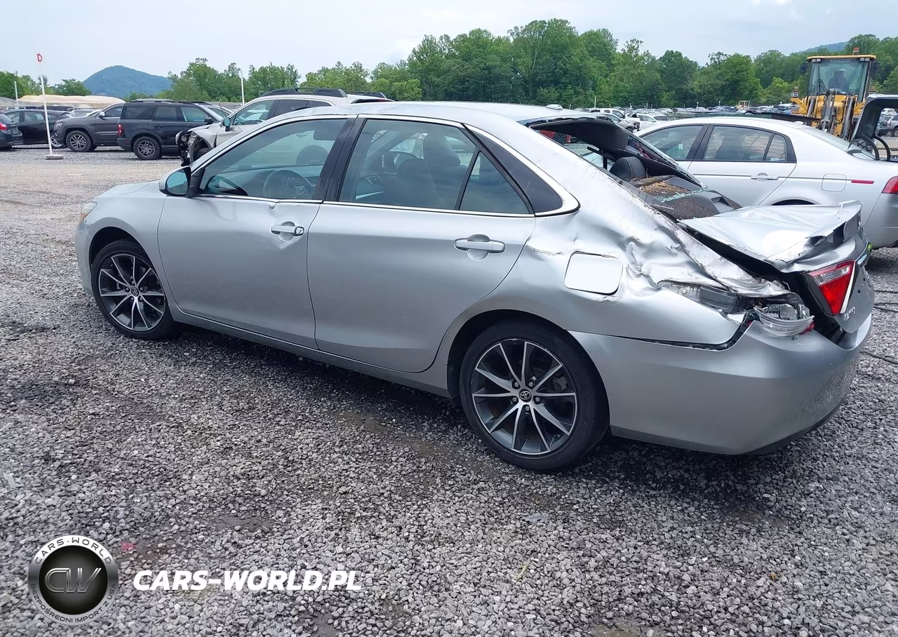 2016 Toyota Camry Xse VIN:4T1BF1FK0GU234675 - 3