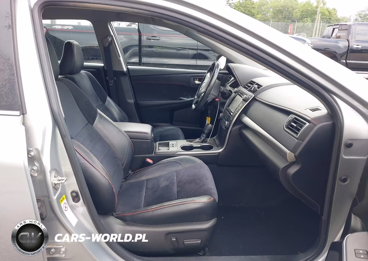 2016 Toyota Camry Xse VIN:4T1BF1FK0GU234675 - 5