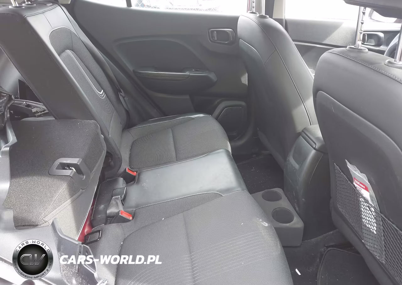 2022 Hyundai Venue Limited VIN:KMHRC8A38NU179907 - 8