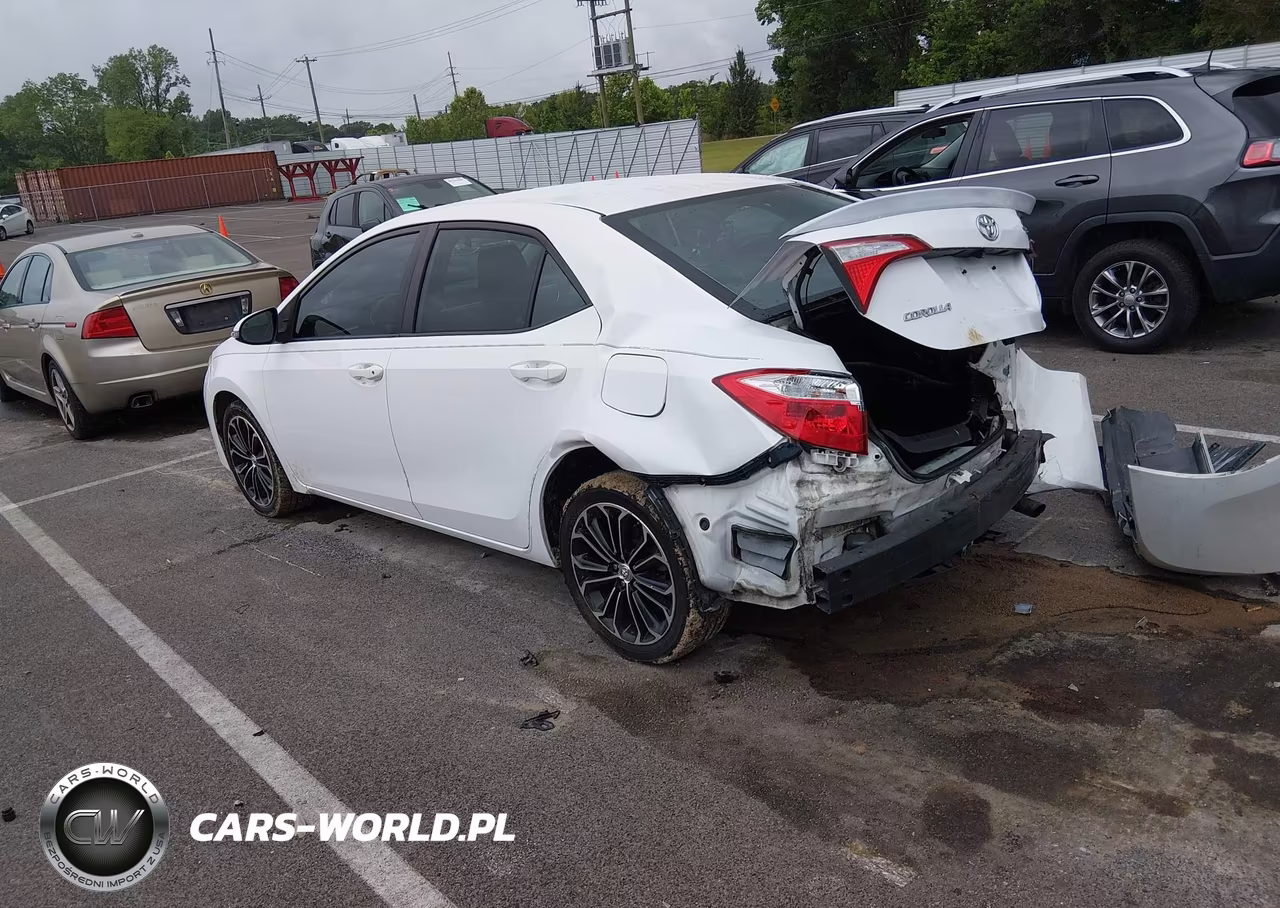 2015 Toyota Corolla S Plus VIN:2T1BURHE7FC466671 - 3
