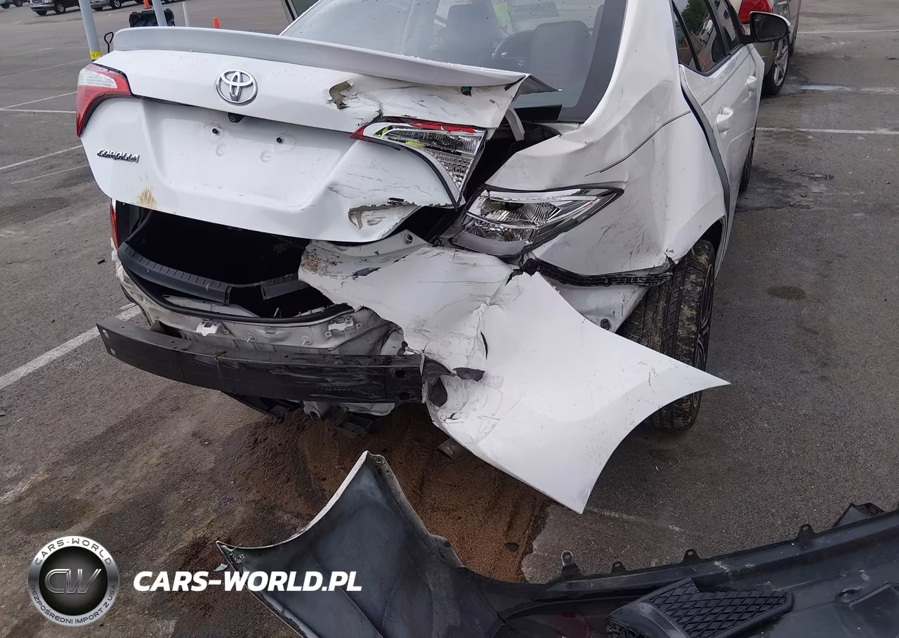 2015 Toyota Corolla S Plus VIN:2T1BURHE7FC466671 - 6